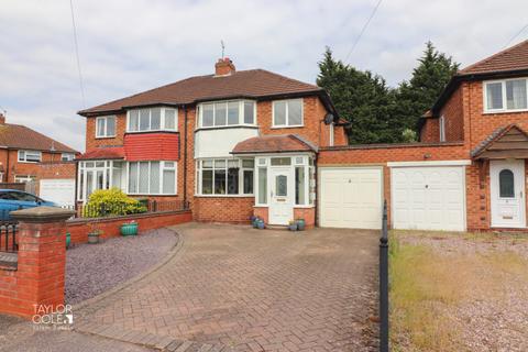Yenton Close, Fazeley 3 bed semi