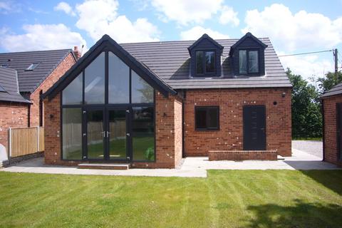Willow Lane, Pollington, Nr Goole... 4 bed detached house for sale
