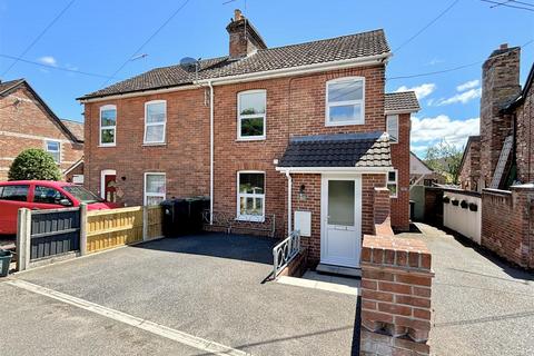 Poole Road, Poole BH16 2 bed end of terrace house for sale