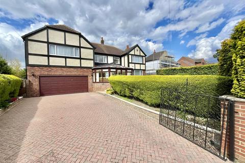 Westway, Garforth, Leeds 5 bed detached house for sale