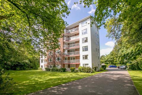 45 Western Road, Branksome Park, Poole 2 bed flat for sale