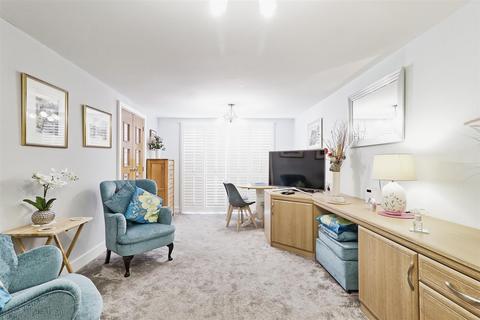 Bailey Court, New Writtle Street... 1 bed flat for sale