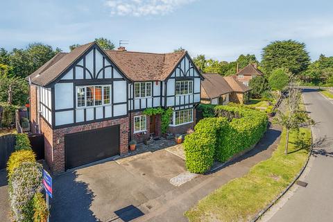 Priory Road, Chalfont St. Peter... 5 bed detached house for sale