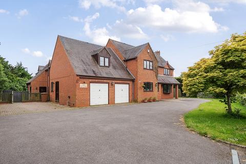 Harpley Road, Defford, Worcestershire 6 bed detached house for sale