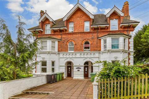 Park Road, Tunbridge Wells, Kent 1 bed ground floor flat for sale