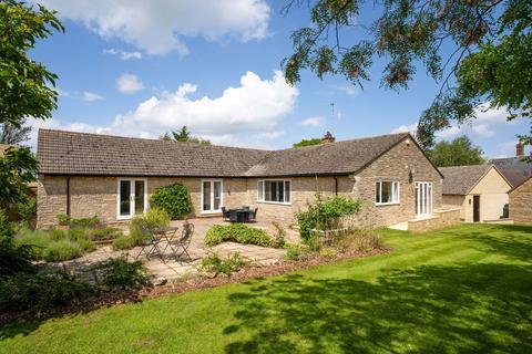 4 bedroom detached bungalow for sale