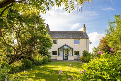 4 bedroom farm house for sale