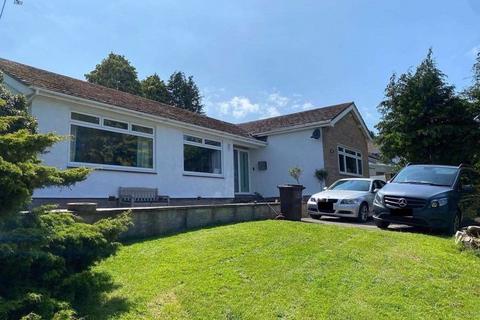 4 bedroom detached bungalow for sale