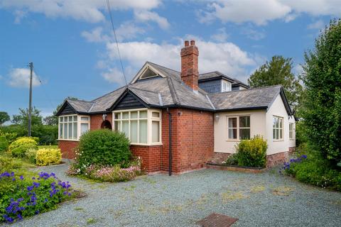 4 bedroom detached bungalow for sale