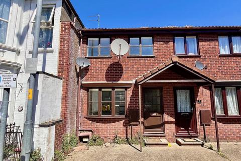 East Hill Terrace, Great Yarmouth 3 bed house for sale