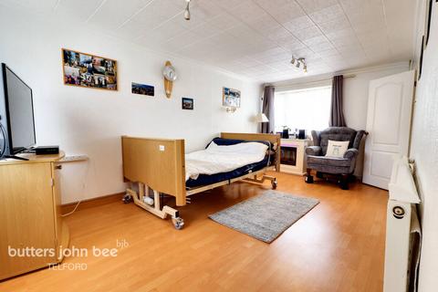 Selbourne, Telford 3 bed end of terrace house for sale
