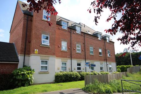 Hutton Close, Newbury, RG14 2 bed apartment for sale