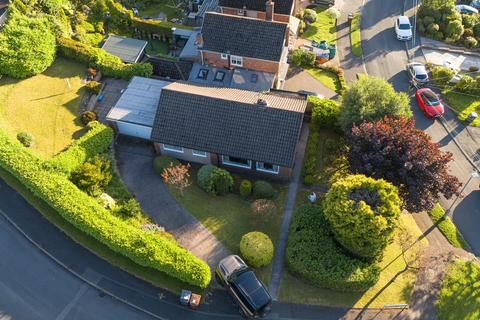 Blackthorne Road, Gee Cross 3 bed detached bungalow for sale