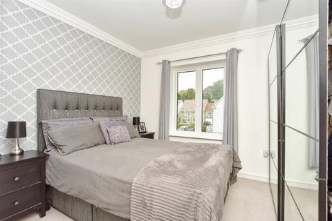 Lambe Close, Holborough Lakes... 2 bed apartment for sale