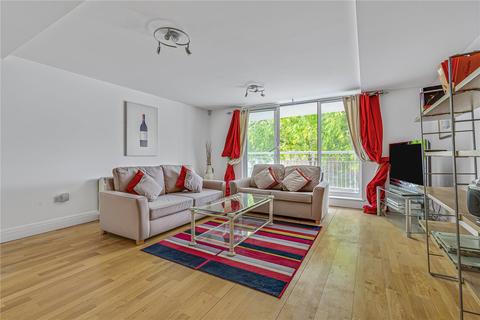 Vineyard Path, London, SW14 2 bed apartment for sale