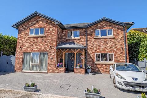 Veronica Close, Skegness, PE25 4 bed detached house for sale
