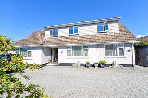 North Greenlands, Pennington... 4 bed bungalow for sale