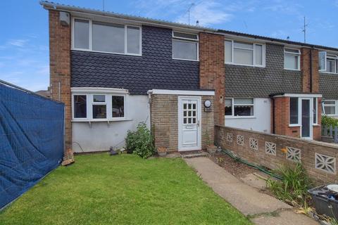 Kinross Crescent, Luton... 3 bed terraced house for sale