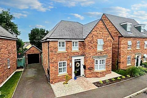 4 bedroom detached house for sale