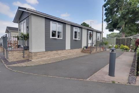 New Road, Wolverhampton WV10 2 bed park home for sale