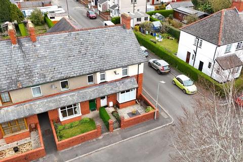 St Marys Road, Abergavenny NP7 4 bed end of terrace house for sale