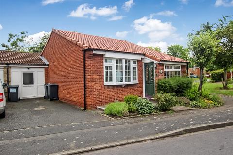 2 bedroom semi-detached bungalow for sale