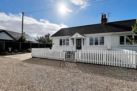 2 bedroom semi-detached bungalow for sale