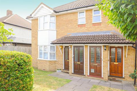 Beech Avenue, Ruislip HA4 1 bed flat for sale