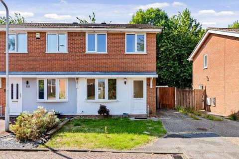 2 bedroom semi-detached house for sale