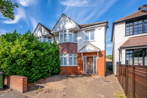 Kidbrooke Park Road, Kidbrooke, SE3 3 bed house for sale