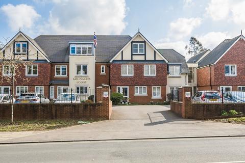 Limpsfield Road, Warlingham CR6 2 bed retirement property for sale