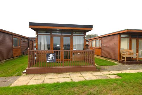 Off Links Avenue, Mablethorpe LN12 2 bed park home for sale