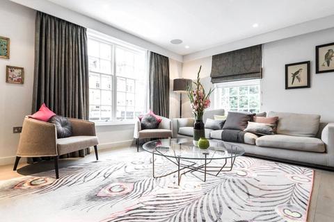 Regency Terrace, South Kensington... 3 bed flat for sale