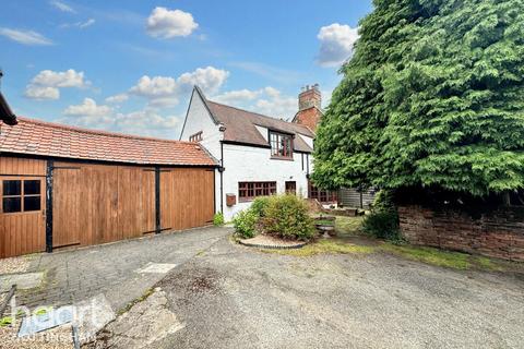 4 bedroom cottage for sale