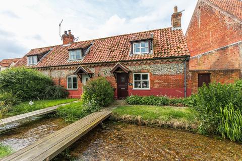 10 Fakenham Road, South Creake, NR21 2 bed cottage for sale