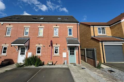 3 bedroom semi-detached house for sale