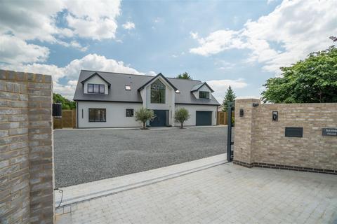 Broomhills Chase, Little Burstead... 5 bed house for sale
