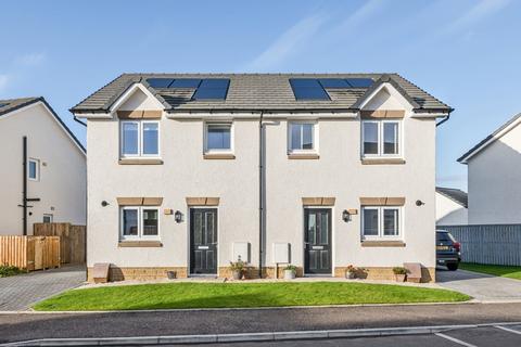 3 bed semi-detached house