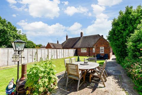 Homefield Crescent, Walberton... 2 bed semi