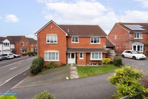 IMMENSTADT DRIVE, WELLINGTON 4 bed detached house for sale