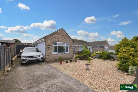 2 bedroom semi-detached bungalow for sale