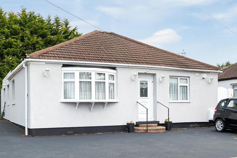 4 bedroom detached bungalow for sale