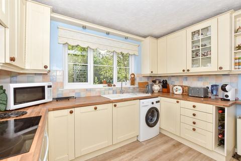 Heath Road, Appledore, Ashford, Kent 4 bed detached house for sale