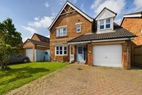 Bethell Walk, Driffield, YO25 5PD 4 bed detached house for sale