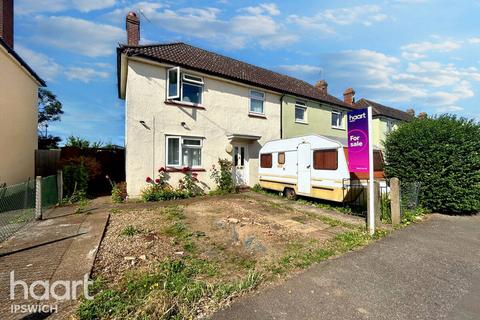 2 bedroom semi-detached house for sale