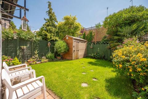Hampstead Gardens, Temple Fortune... 5 bed house for sale