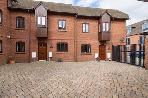 1 The Butts, Worcestershire WR1 4 bed terraced house for sale