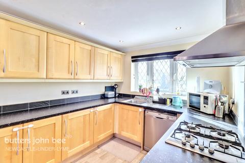 Wimberry Drive, Waterhayes, Newcastle 5 bed detached house for sale