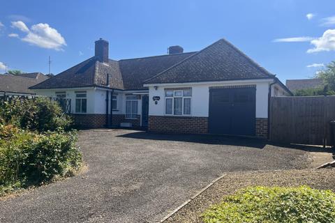 Tewkesbury GL20 3 bed detached bungalow for sale