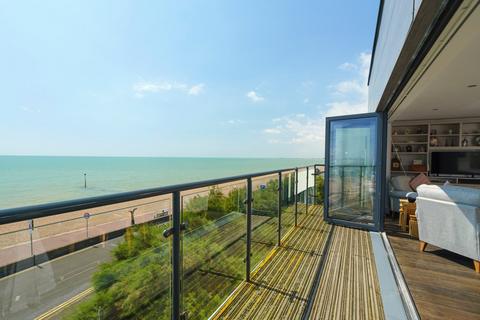 Court Road, Hythe, CT21 2 bed apartment for sale